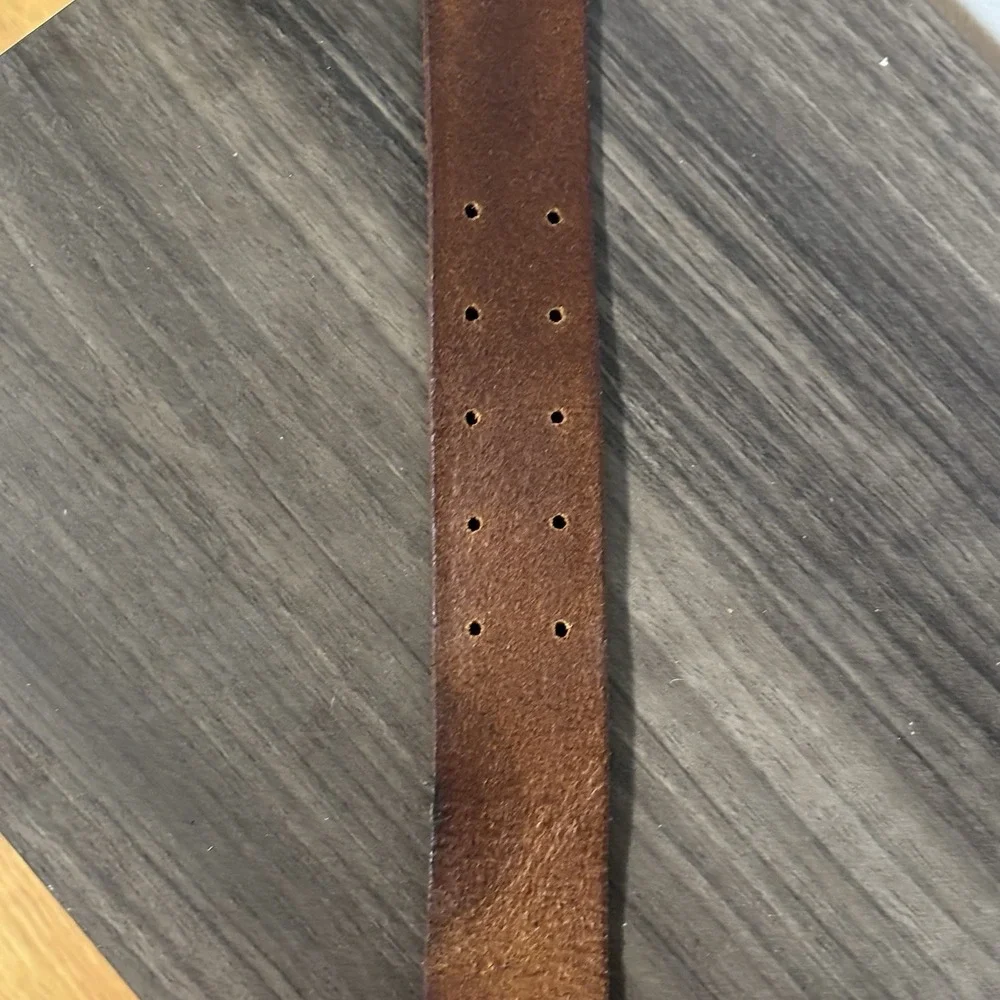 Vintage Gap Leather Women's Belt Small Embossed